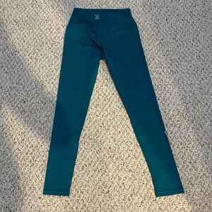 DAE CrossFit leggings